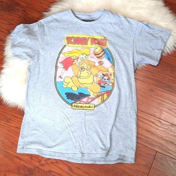 Donkey Kong Tshirt - Picture 1 of 4